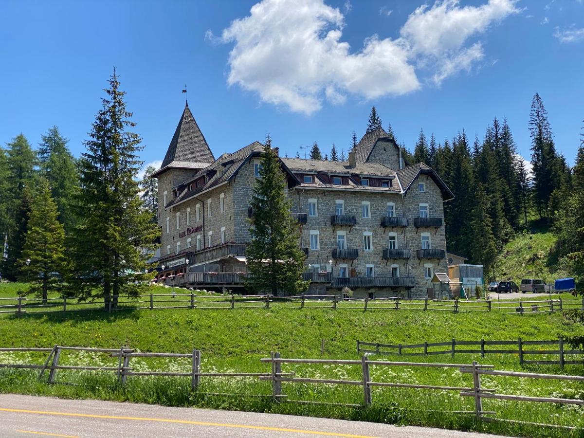 Hotel Castel Latemar Carezza al Lago Exterior foto